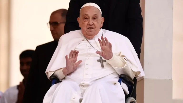 O Legado do Papa Francisco: Reflexões sobre sua Vida e as Profecias de Nostradamus
