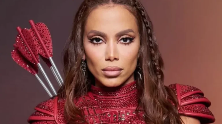 Anitta entra na Justiça contra farmacêutica que usa seu nome