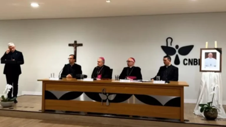 A Última Mensagem de um Líder Espiritual: A Despedida do Papa Francisco