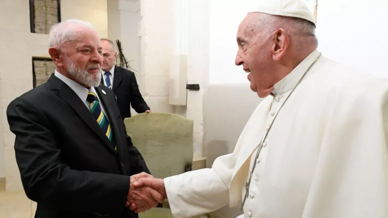 Lula Recorda o Legado do Papa Francisco: Uma Celebração de Vida e Solidariedade