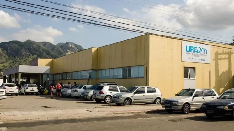 Homem morre após buscar atendimento em 3 unidades de saúde e médica é demitida no ES