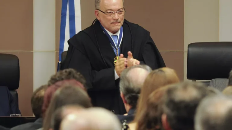 TCU: ministro questiona Cedraz sobre INSS: “Motivos republicanos?