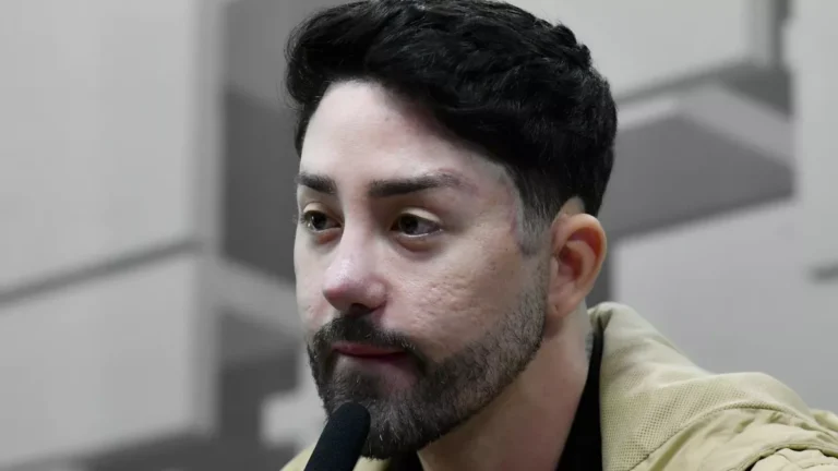 Rico Melquiades aposta no “jogo do tigrinho” durante CPI; veja vídeo