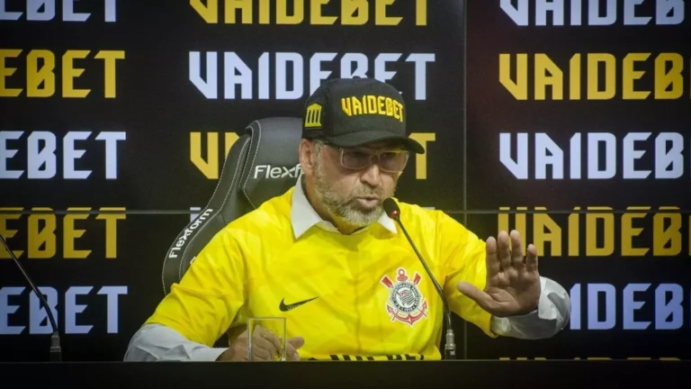 Corinthians: Augusto Melo é indiciado por lavagem de dinheiro