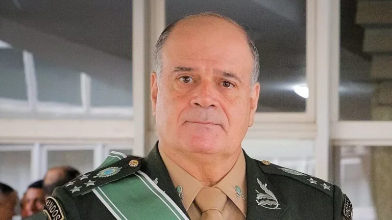 Quem é o general Freire Gomes, que depõe ao STF sobre plano de golpe
