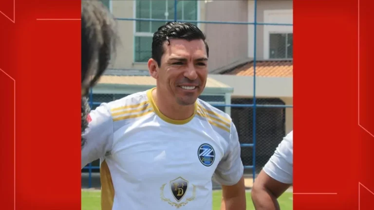 Ex-capitão da seleção brasileira Lúcio está internado em Brasília