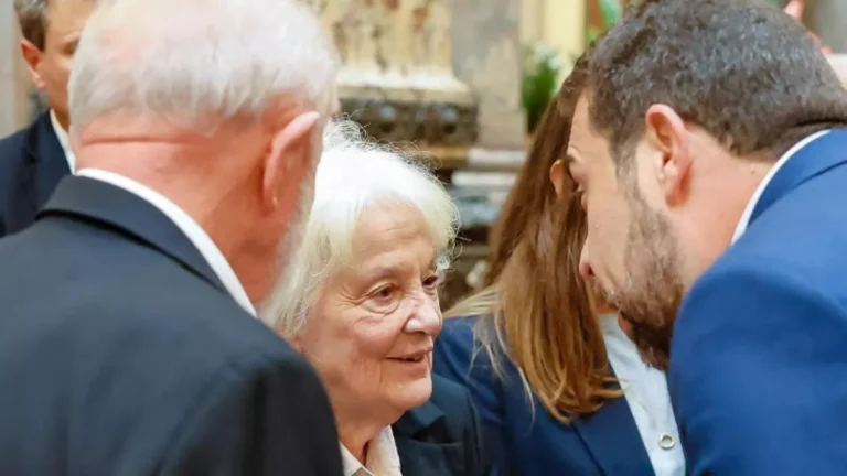 Sondado para ministério, Boulos acompanha Lula em velório de Mujica