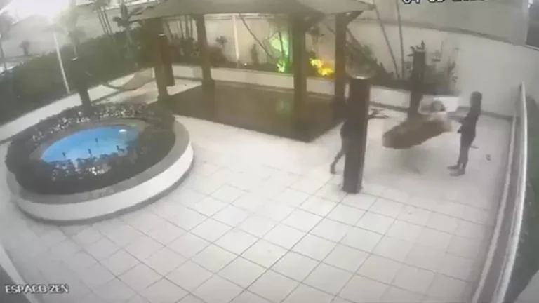 Funcionários são indiciados por morte de menina atingida por pilastra no RJ
