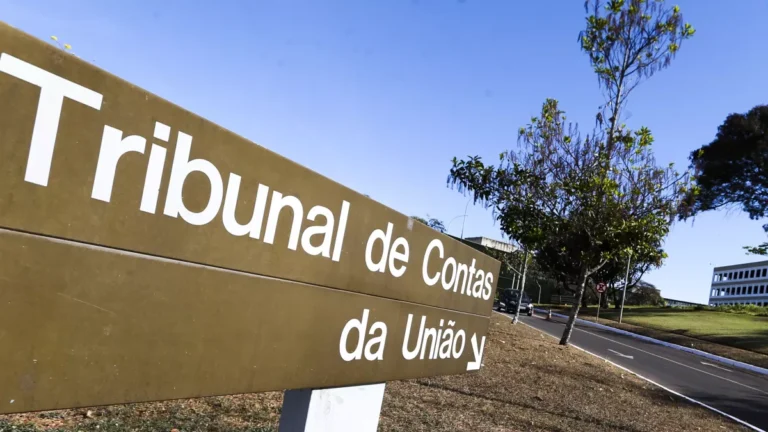 PT cogita aproximação com PL por vaga no TCU