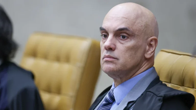 Barroso define Moraes como relator da ação do PSOL contra derrubada do IOF
