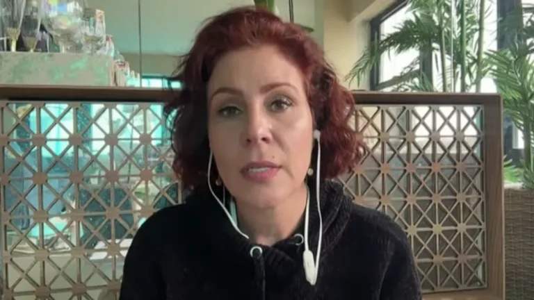 Se suspenderem a ação penal, eu volto, diz Carla Zambelli à CNN