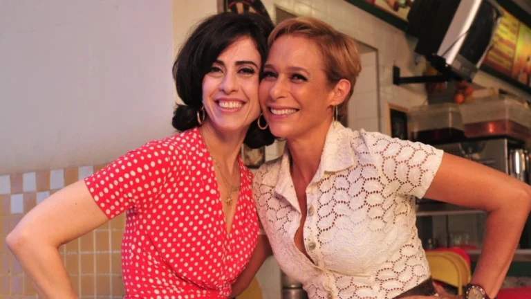 Andrea Beltrão revela que fãs a parabenizaram por prêmio de Fernanda Torres