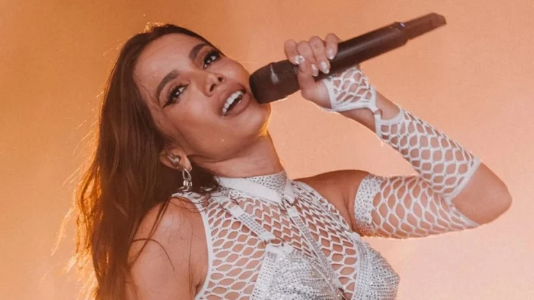 Anitta atualiza sobre seu estado de saúde: “Zerada”