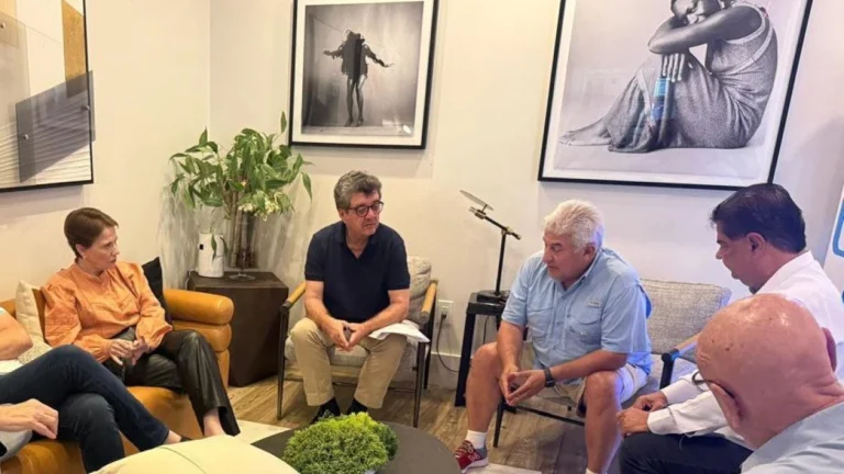 Senadores que vão negociar tarifaço nos EUA fazem primeira reunião