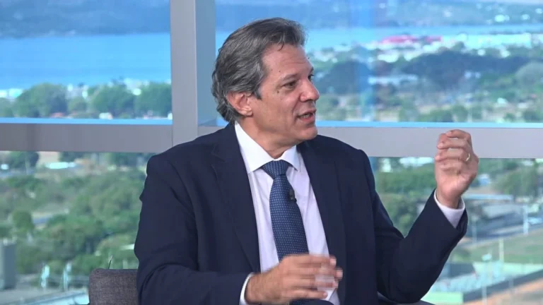 Haddad à CNN: EUA não podem retaliar o Brasil por decisão do STF