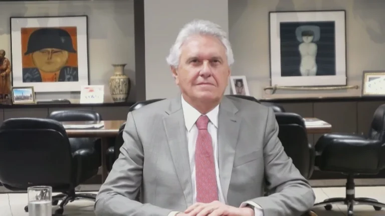 À CNN, Caiado pede que Lula saia do “palanque” para negociar tarifaço