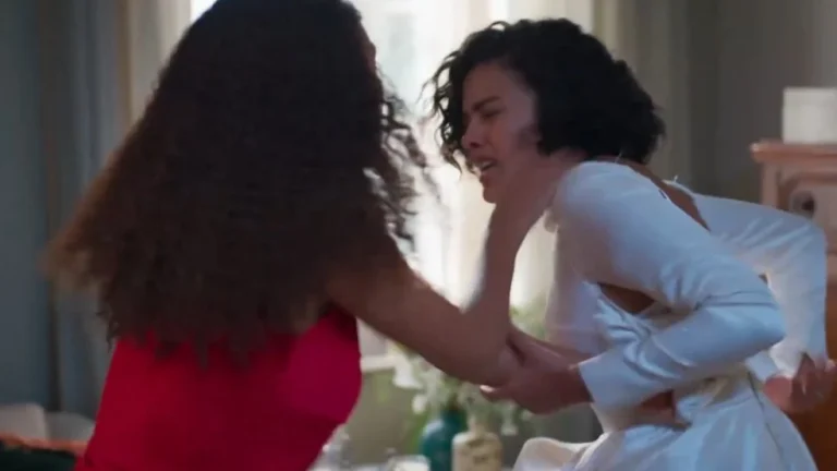 Cena icônica de Raquel rasgando vestido de Maria de Fátima em Vale Tudo repercute nas redes