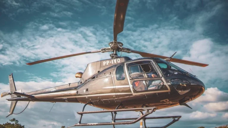 Dois indígenas morrem em queda de helicóptero na Terra Yanomami