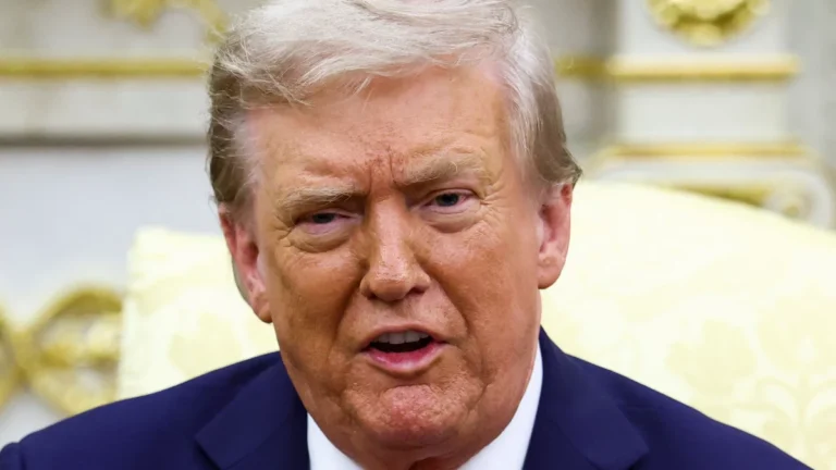 Trump alerta para consequências caso Putin e Zelensky não se encontrem