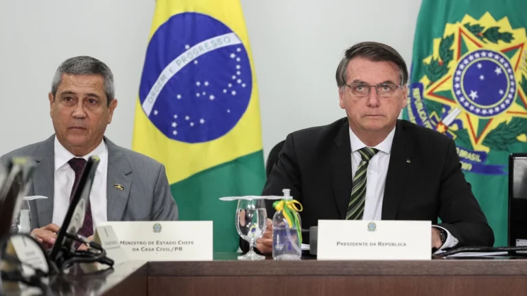 PF: Bolsonaro e Braga Netto driblaram proibição de contato em menos de 24 h