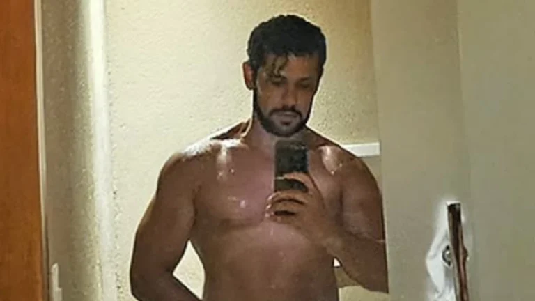 Amaury Lorenzo posta foto nu e fãs comemoram: “Cada dia mais ousado”