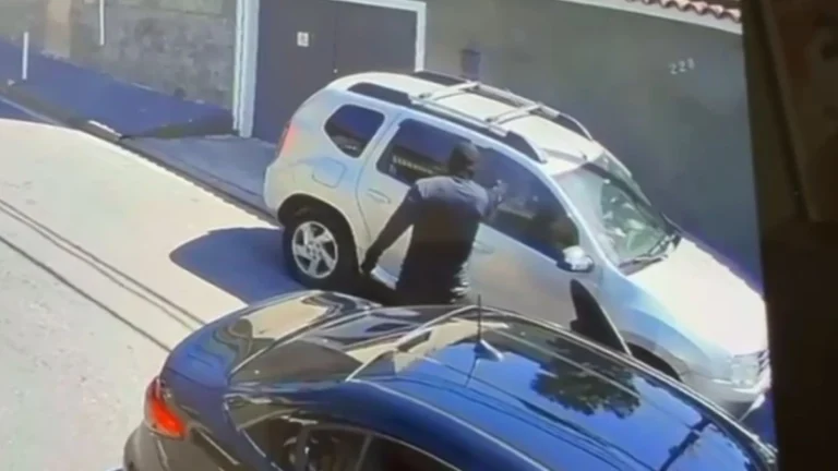 Vídeo: Mulher é alvo de mais de 10 tiros em tentativa de execução no Rio