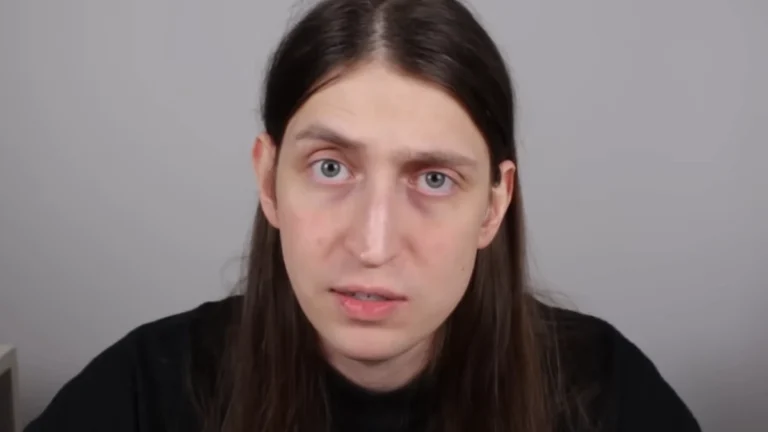 Justiça manda identificar perfis que acusaram Felca de pedofilia