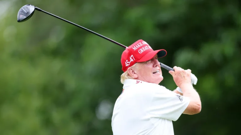 “Nunca me senti melhor na vida”, diz Trump após boatos falsos de morte