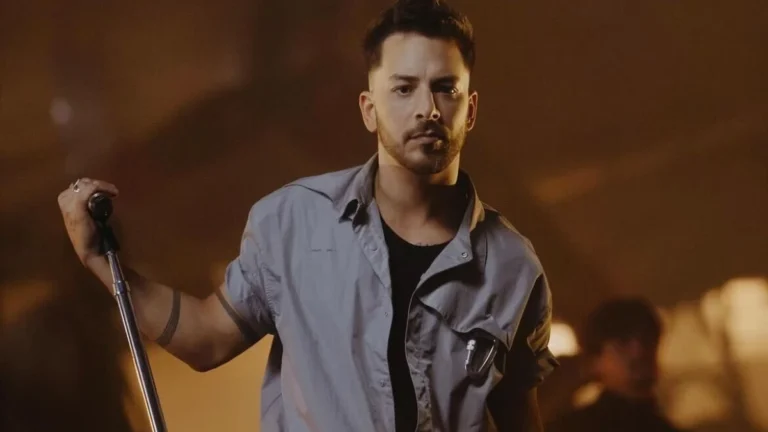 Junior Lima diz que sofre homofobia mesmo sendo hétero