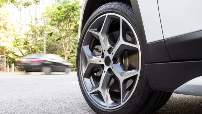 CNH: Professor finge que ensina e aluno finge que aprende