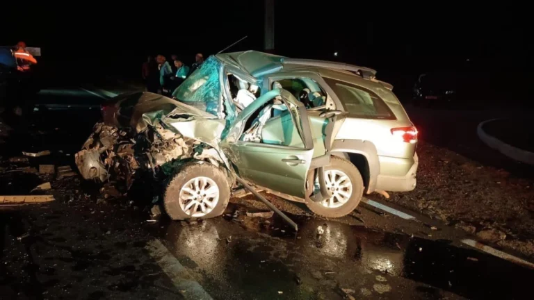 Acidente envolvendo quatro veículos deixa oito mortos em Minas Gerais