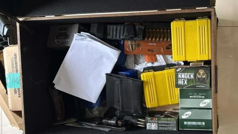 Diretor de penitenciária e policiais são afastados por corrupção em PE