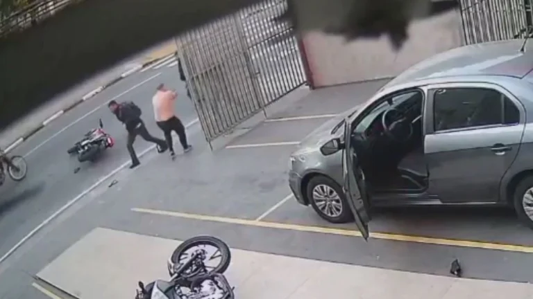 Vídeo: suspeito é baleado após policial de folga reagir a assalto em Osasco