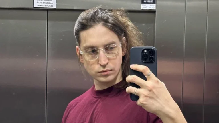 Adultização rouba etapas importantes da infância, diz especialista