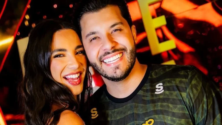 Gabriela Versiani ganha flores de Murilo Huff em aniversário
