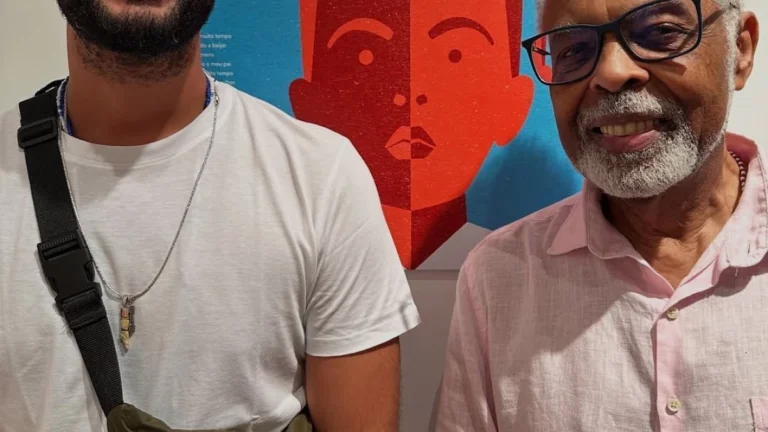 Gilberto Gil parabeniza filho caçula, José Gil, em seu aniversário