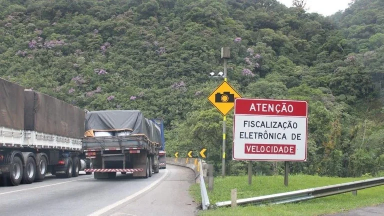 Justiça manda governo Lula reativar radares em rodovias federais