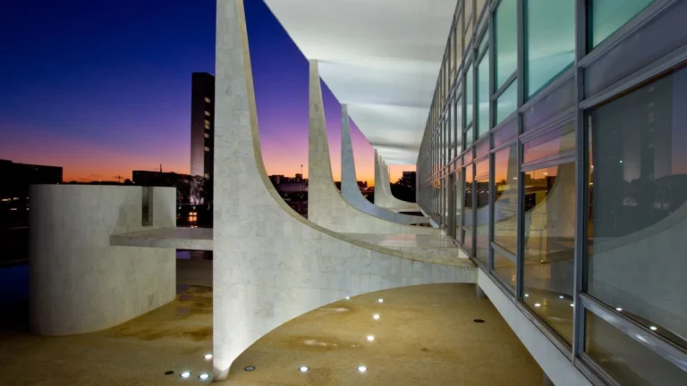 Brasil descarta retaliar EUA com aumento de tarifas