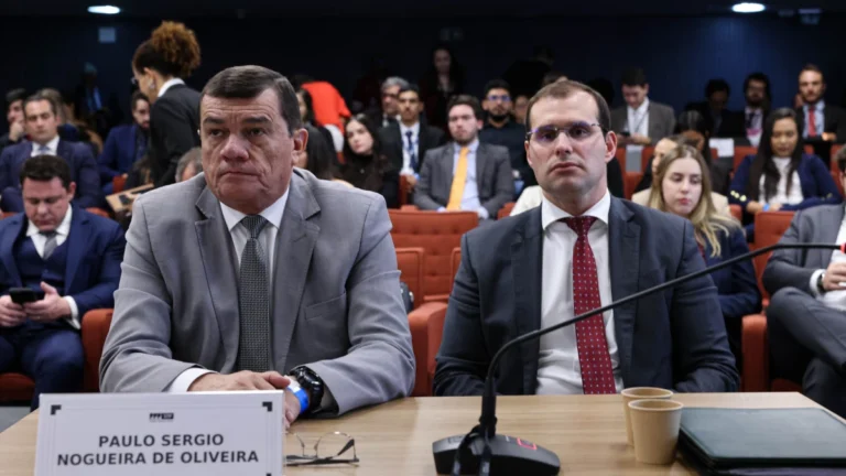 Defesa de Paulo Sérgio Nogueira inicia sustentação oral no STF