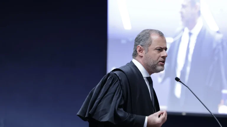 Entenda o caso Dreyfus, citado pela defesa de Bolsonaro em sustentação