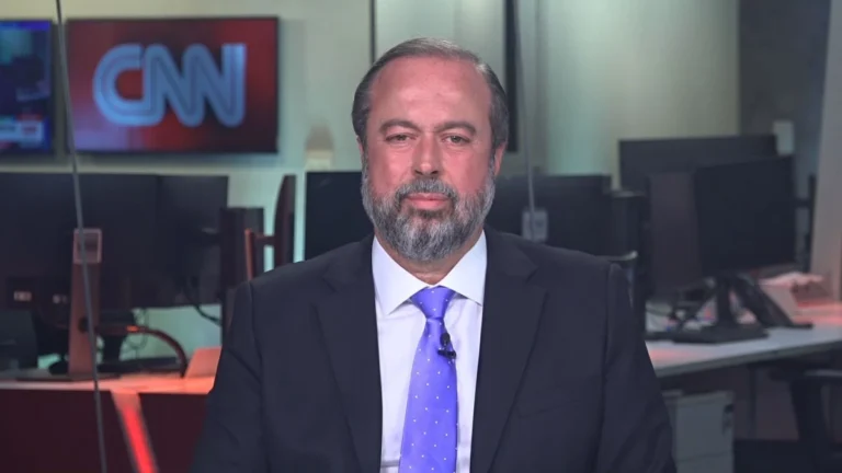 Programa “Gás do Povo” está dentro do Orçamento, diz Silveira à CNN