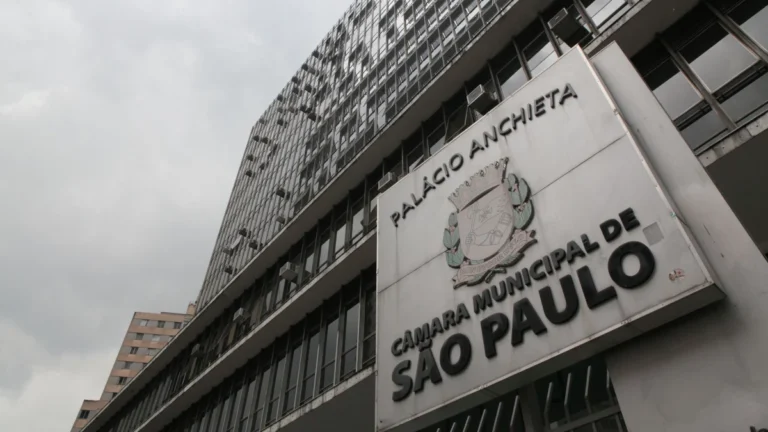 Câmara de SP instala CPIs após impasse e ida da oposição à Justiça