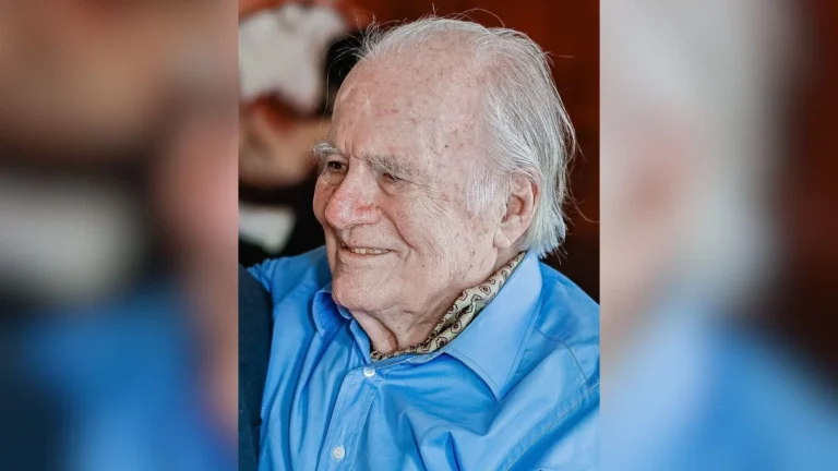 Morre o jornalista Mino Carta, referência da imprensa brasileira