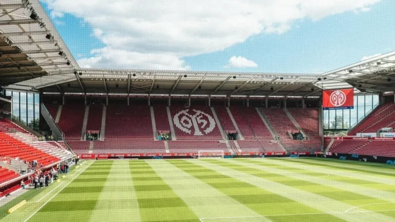 Mainz 05 x Borussia Dortmund: horário e onde assistir ao jogo da Bundesliga