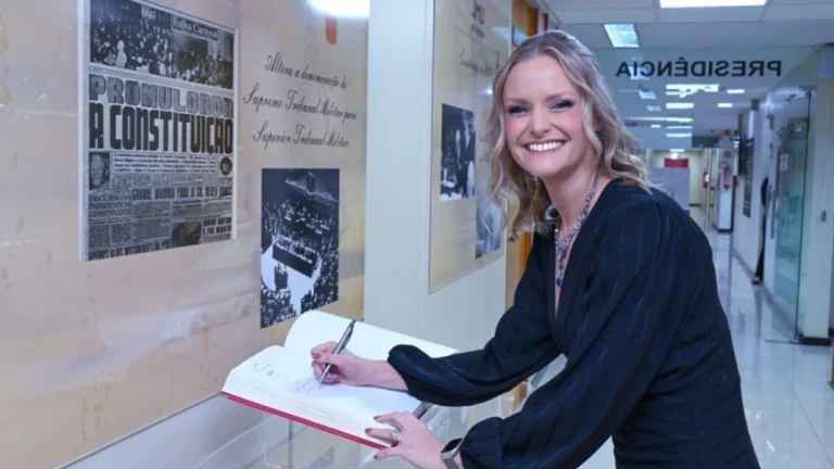 Segunda mulher no STM, Verônica Sterman toma posse como ministra