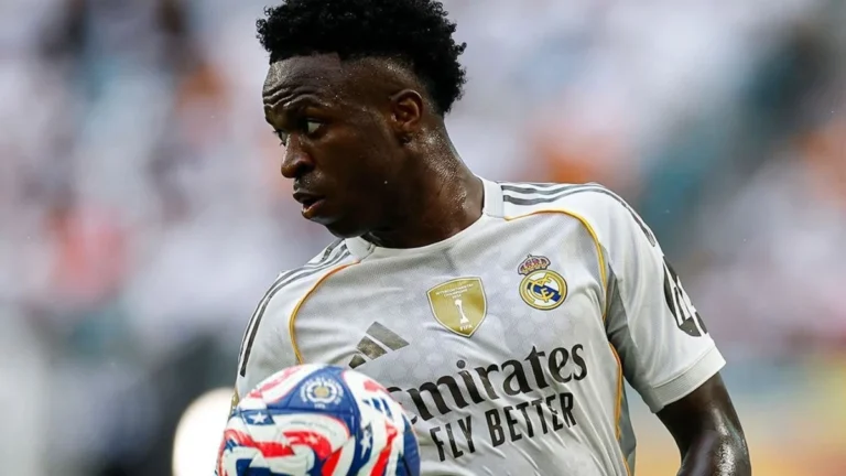 Vini Jr perde posições pela primeira vez na Bola de Ouro; veja histórico