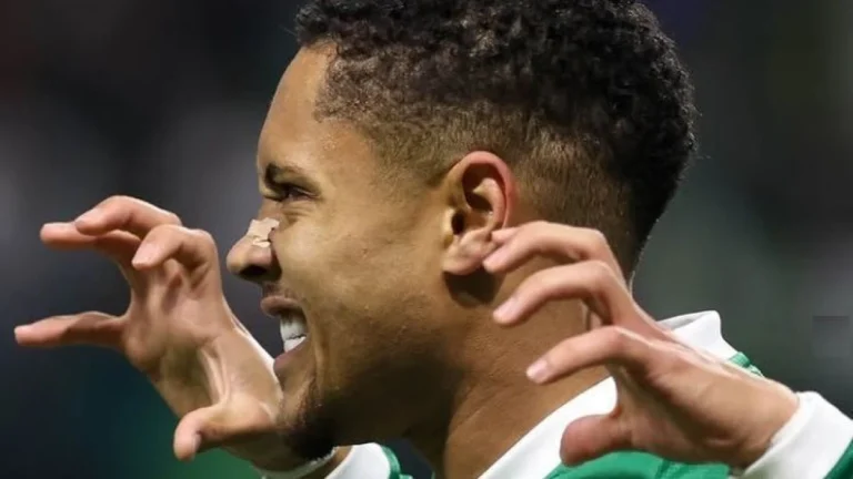 “Vitor Roque vale ouro”, atacante do Palmeiras é destaque na Europa