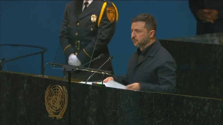 Zelensky promete responder se Rússia ameaçar Ucrânia com blackout