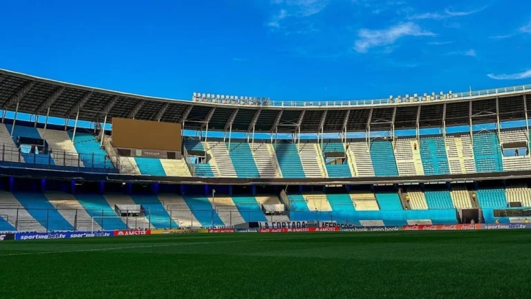 Racing x Vélez: escalações e onde assistir ao jogo da Libertadores