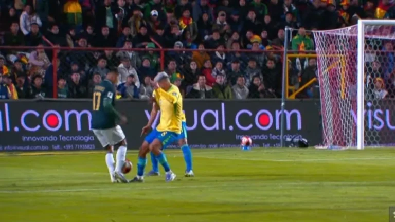 Bolívia x Brasil: Conmebol divulga análise do VAR em pênalti polêmico